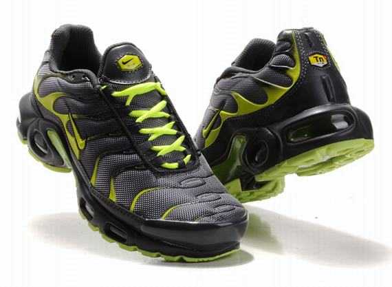 nike air max tn 2010 achat tn requin foot locker.JPG